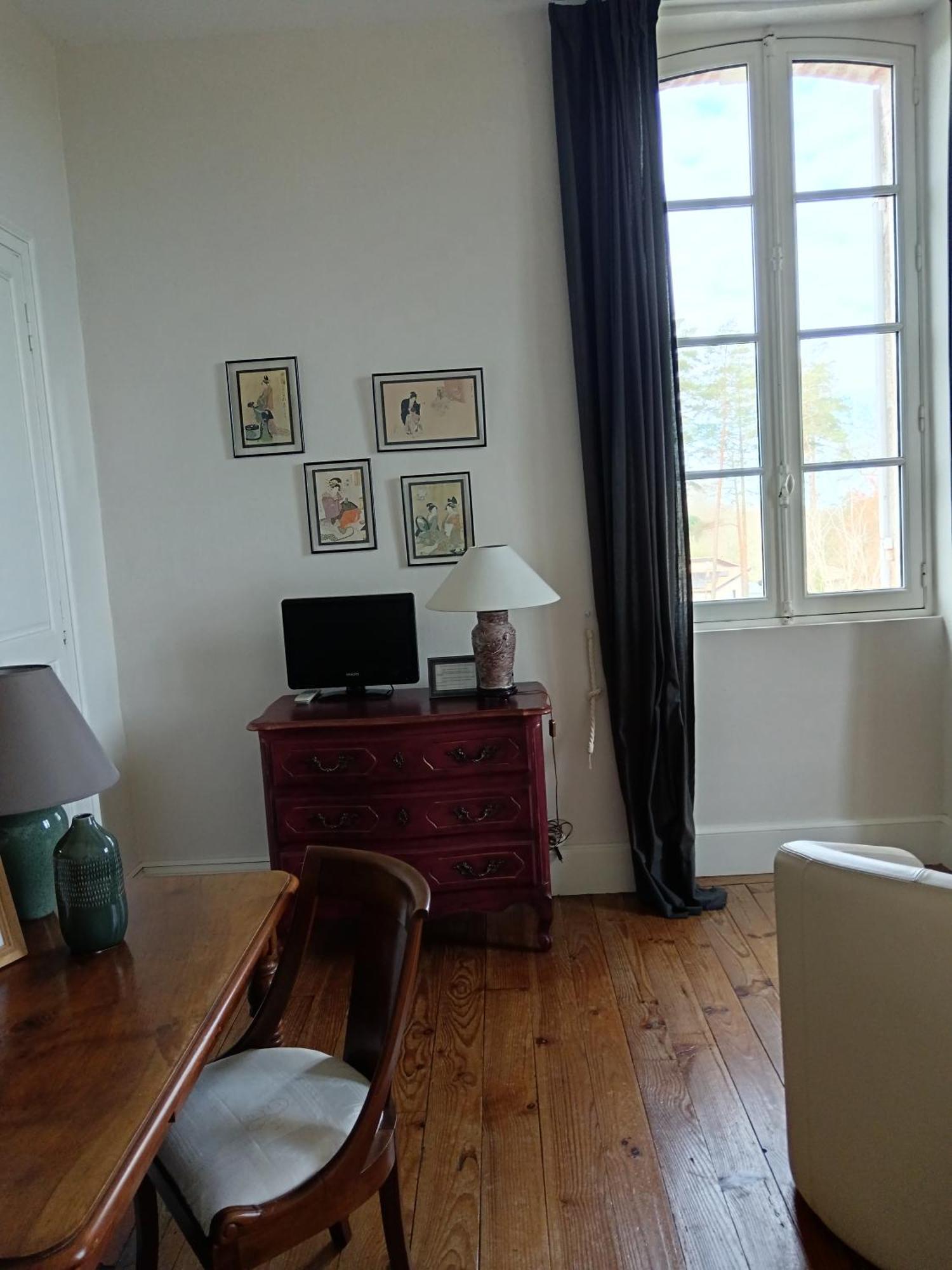 Bed and Breakfast Castel La Bergerie Laglorieuse Екстер'єр фото