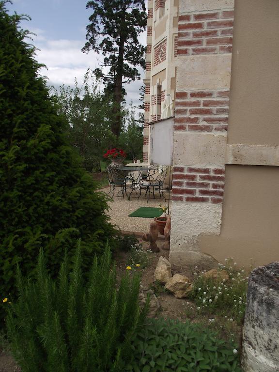 Bed and Breakfast Castel La Bergerie Laglorieuse Екстер'єр фото
